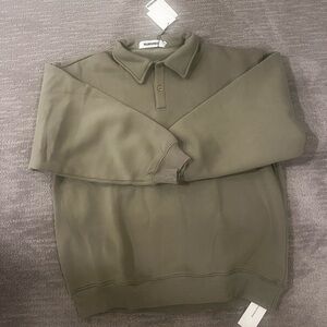 Green Rumored airport sweatshirt
